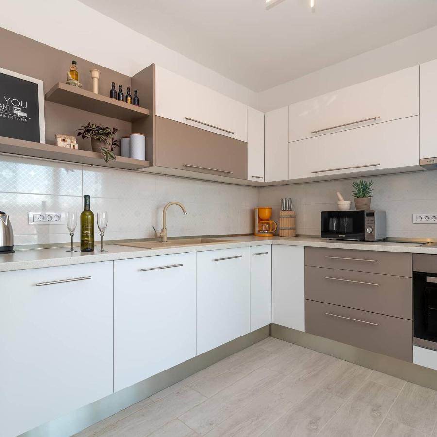 Apartman Lotos Apartment Trogir Exterior photo
